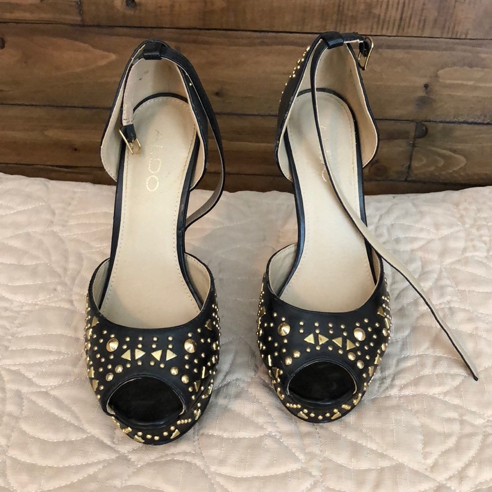 Also shoes